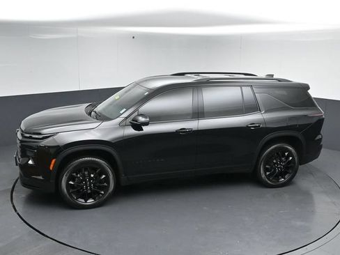 Used 2024 Chevrolet Traverse LT w/ Midnight/Sport Edition AWD/4WD image 46