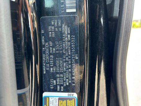 Used 2026 Kia Carnival FWD image 31
