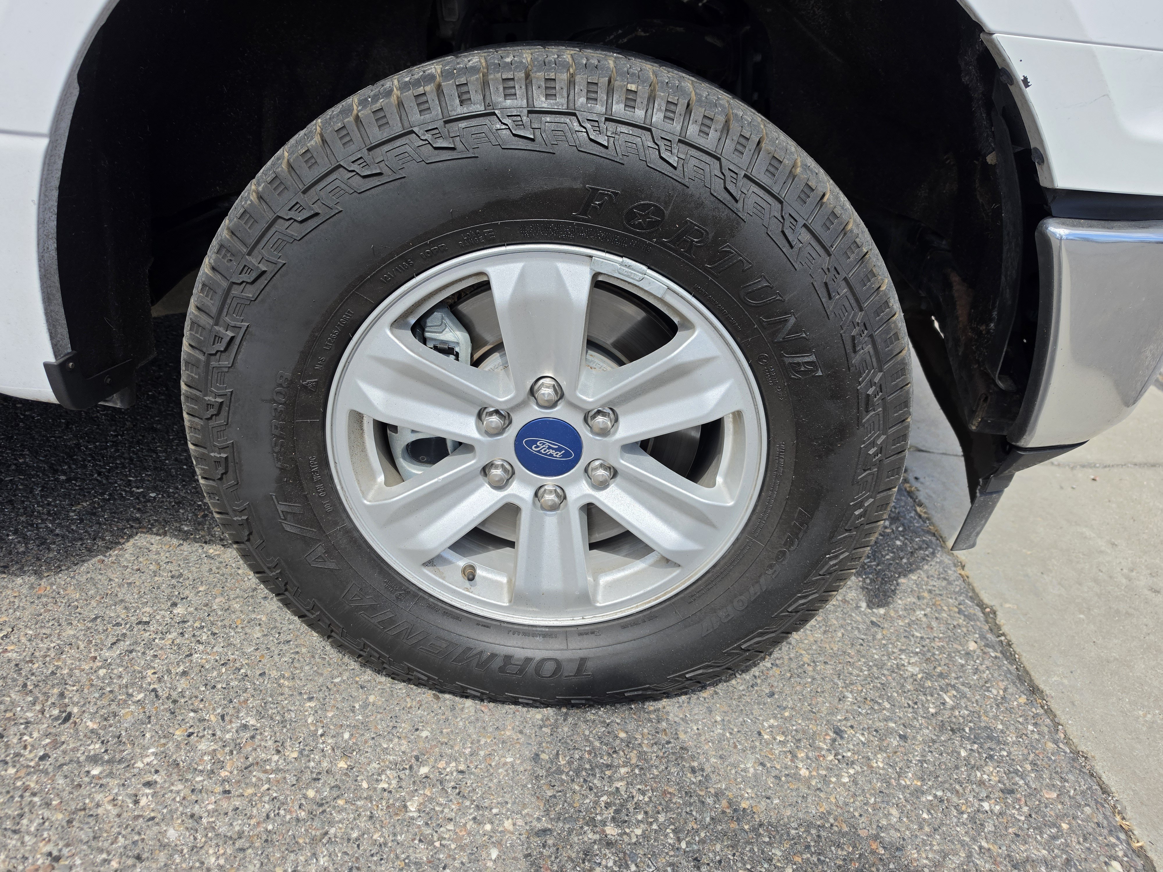 Used 2020 Ford F150 XL w/ Equipment Group 101A Mid AWD/4WD image 10