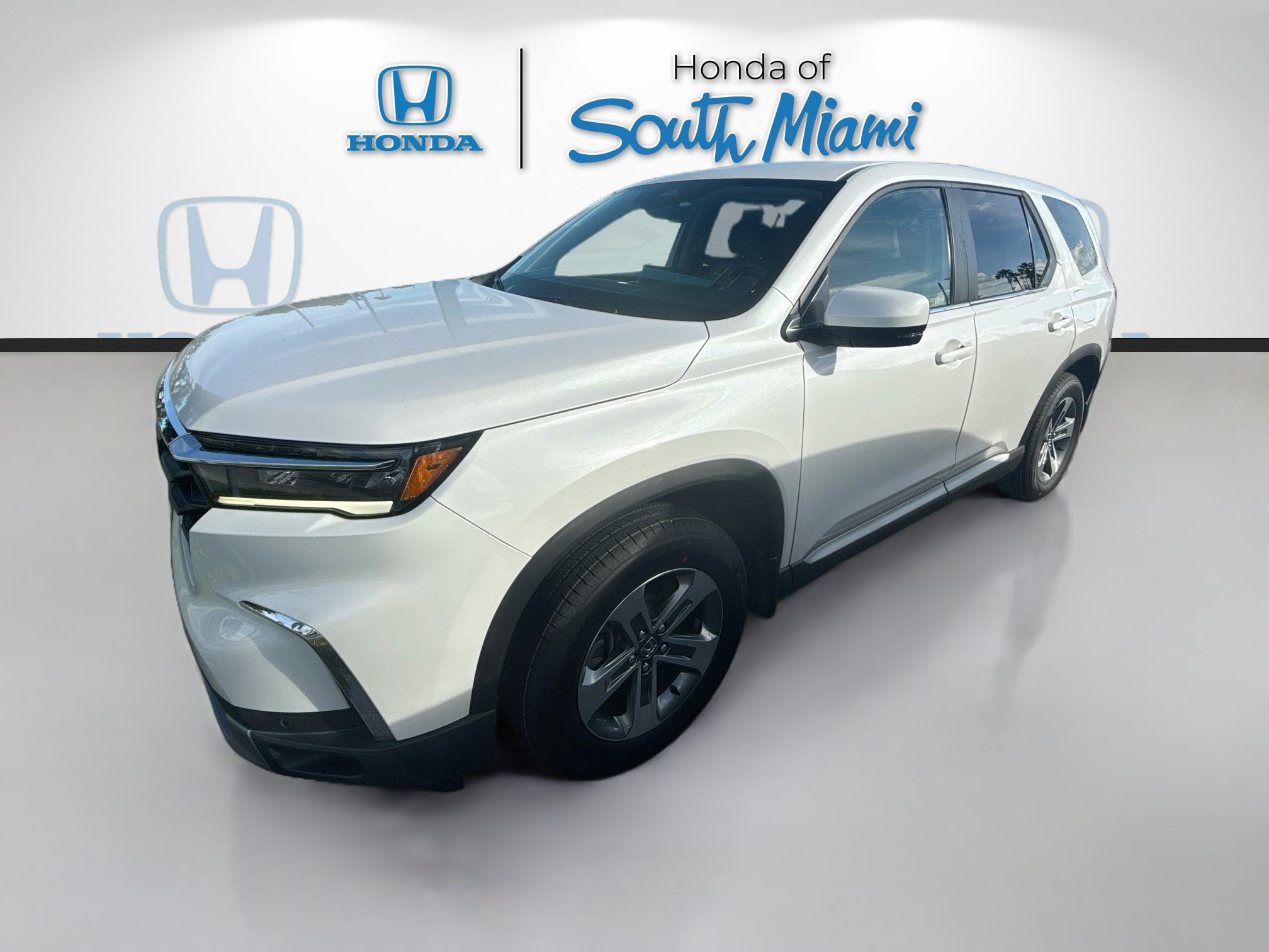 Certified 2024 Honda Pilot EX-L image 3