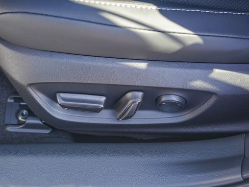 New 2026 Toyota Prius Plug-In Hybrid image 23