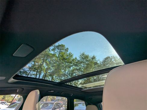 New 2026 Volvo XC60 B5 Plus w/ Protection Package Premier image 22