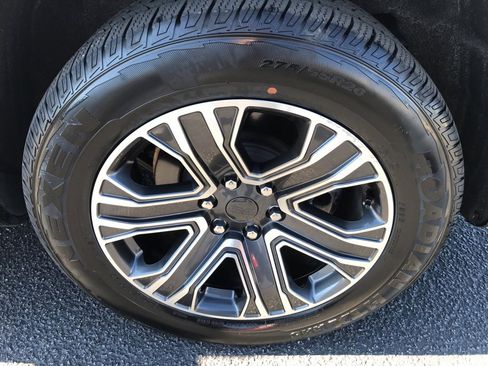 Used 2024 Jeep Wagoneer Series II image 16