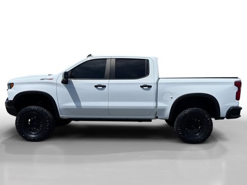Used 2024 Chevrolet Silverado 1500 ZR2 w/ Technology Package AWD/4WD image 2