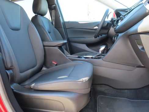 Used 2023 Buick Encore GX Select image 16