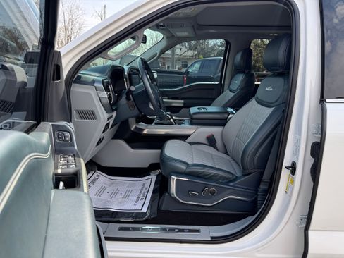 Used 2023 Ford F150 Limited image 10