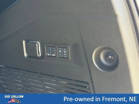 Used 2026 GMC Yukon AT4 Ultimate AWD/4WD image 6