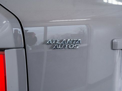 Used 2022 Rolls-Royce Cullinan image 30