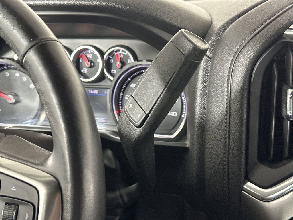 Used 2020 Chevrolet Silverado 1500 LT w/ All-Star Edition AWD/4WD image 19
