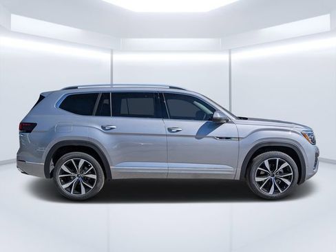 New 2026 Volkswagen Atlas SEL Premium R-Line AWD/4WD image 2