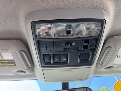 Used 2011 Toyota 4Runner SR5 AWD/4WD image 19