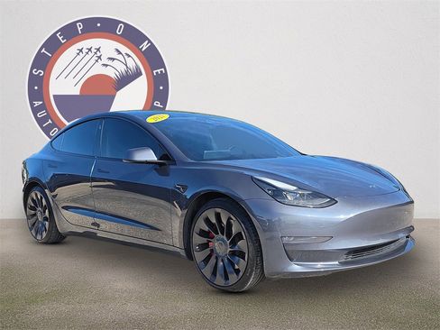 Used 2021 Tesla Model 3 Performance image 1