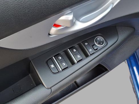 Used 2023 Kia Forte LXS image 12