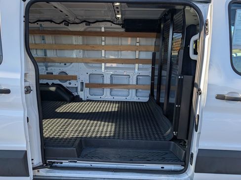 Used 2024 Ford Transit 250 Low Roof w/ Exterior Upgrade Package image 10