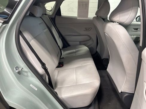 Used 2024 Hyundai Kona SEL AWD/4WD image 17