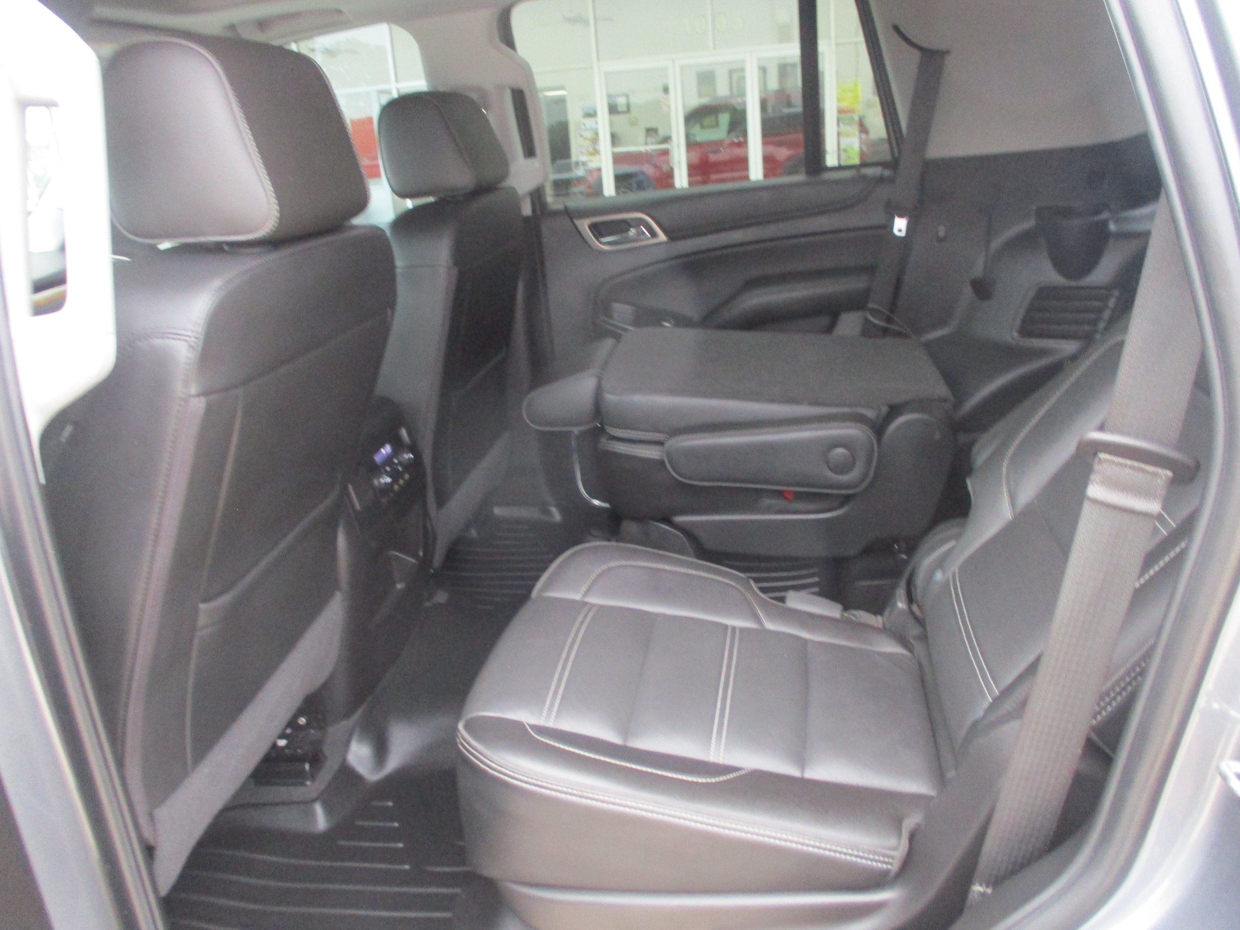Used 2020 GMC Yukon Denali w/ Denali Ultimate Package AWD/4WD image 5