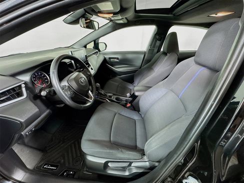 Used 2021 Toyota Corolla SE w/ SE Premium Package image 17