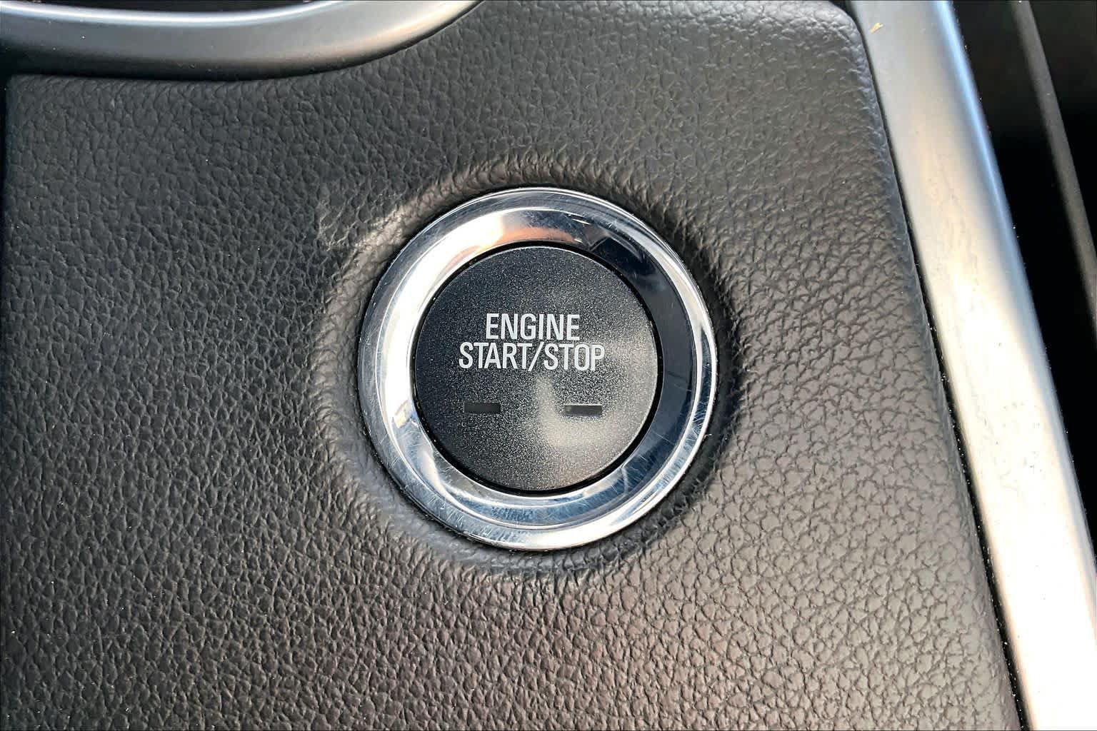 Used 2015 Cadillac SRX Luxury FWD image 30