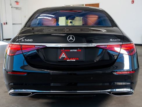 Used 2023 Mercedes-Benz S 580 4MATIC Sedan w/ Warmth & Comfort Package image 7