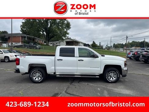 Used 2018 Chevrolet Silverado 1500 W/T w/ WT Convenience Package AWD/4WD image 1