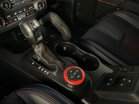 Used 2024 Ford Bronco Raptor image 18