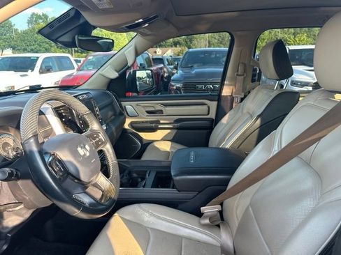 Used 2019 RAM 1500 Limited AWD/4WD image 9