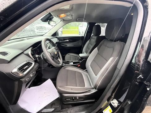 Used 2023 Chevrolet TrailBlazer LT FWD image 15