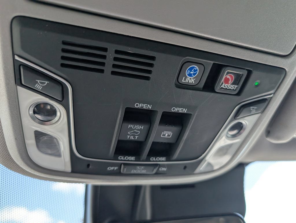 Used 2021 Honda Pilot Elite image 12