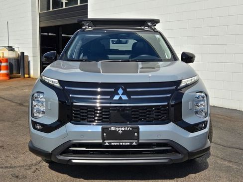 New 2025 Mitsubishi Outlander Trail Edition image 2