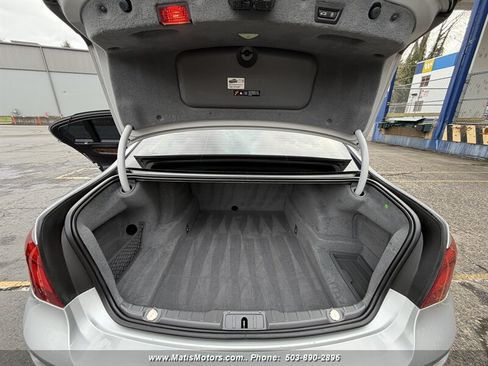 Used 2014 BMW 750Li w/ Executive Package RWD image 16