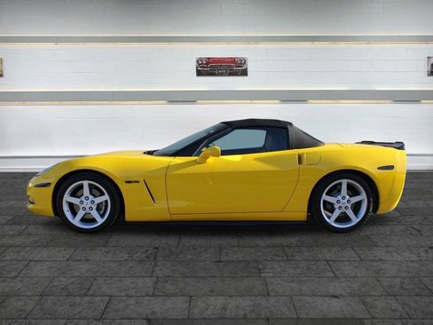 Used 2007 Chevrolet Corvette Convertible w/ Preferred Equipment Group RWD image 4
