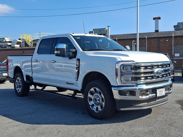 Used 2024 Ford F350 Lariat w/ Lariat Ultimate Package AWD/4WD image 3