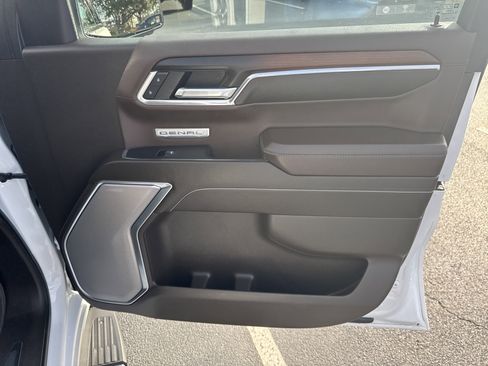 Used 2025 GMC Sierra 1500 Denali image 36