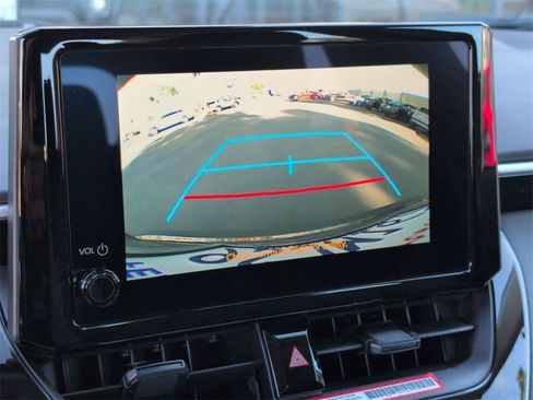 Used 2025 Toyota Corolla LE image 26