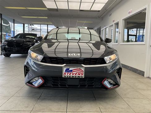 Used 2023 Kia Forte GT-Line w/ GT-Line Premium Package FWD image 2