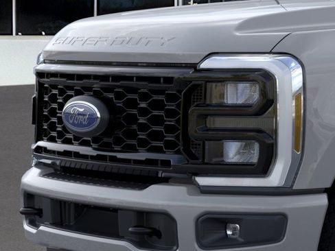 New 2026 Ford F250 XL AWD/4WD image 17