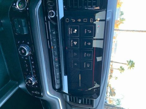 New 2026 GMC Sierra 2500 SLT w/ SLT Premium Package image 23