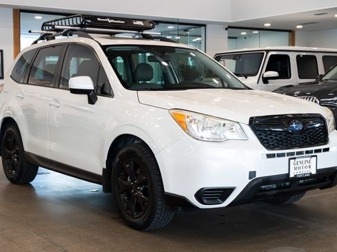 Used 2015 Subaru Forester 2.5i Premium w/ Protection Package #1 AWD/4WD image 3