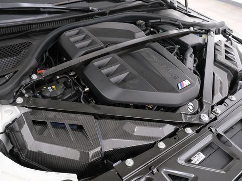 Used 2025 BMW M2 w/ Lighting Package RWD image 41