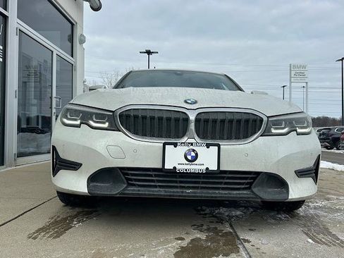 Used 2019 BMW 330i xDrive Sedan w/ Convenience Package image 2