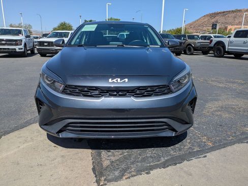 Used 2024 Kia Forte LXS w/ LXS Technology Package FWD image 9