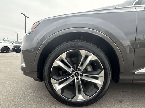 Used 2022 Audi Q7 3.0T Prestige image 10