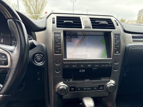 Used 2021 Lexus GX 460 Premium image 35