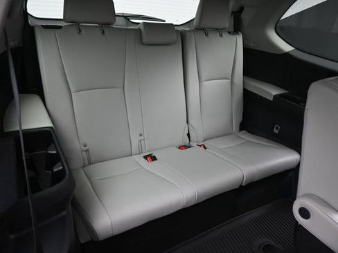 Used 2026 Toyota Grand Highlander AWD image 18