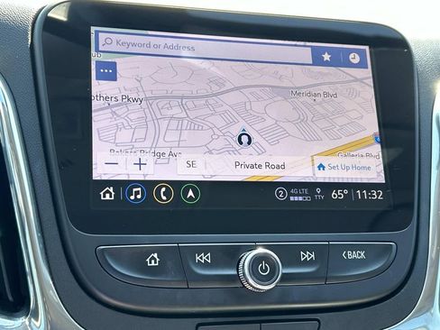 Used 2022 Chevrolet Equinox LT image 36