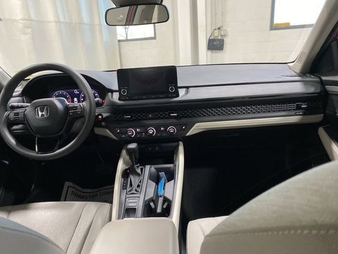 Certified 2023 Honda Accord EX image 15