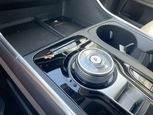 New 2026 Kia Carnival SX image 47