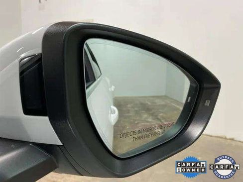 Used 2024 Audi Q8 e-tron Premium image 91