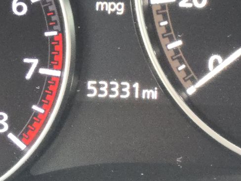 Used 2023 MAZDA MAZDA3 s image 29