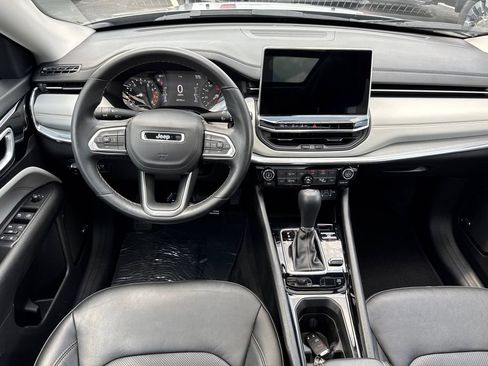 Used 2022 Jeep Compass Limited w/ Sun and Sound Group AWD/4WD image 23